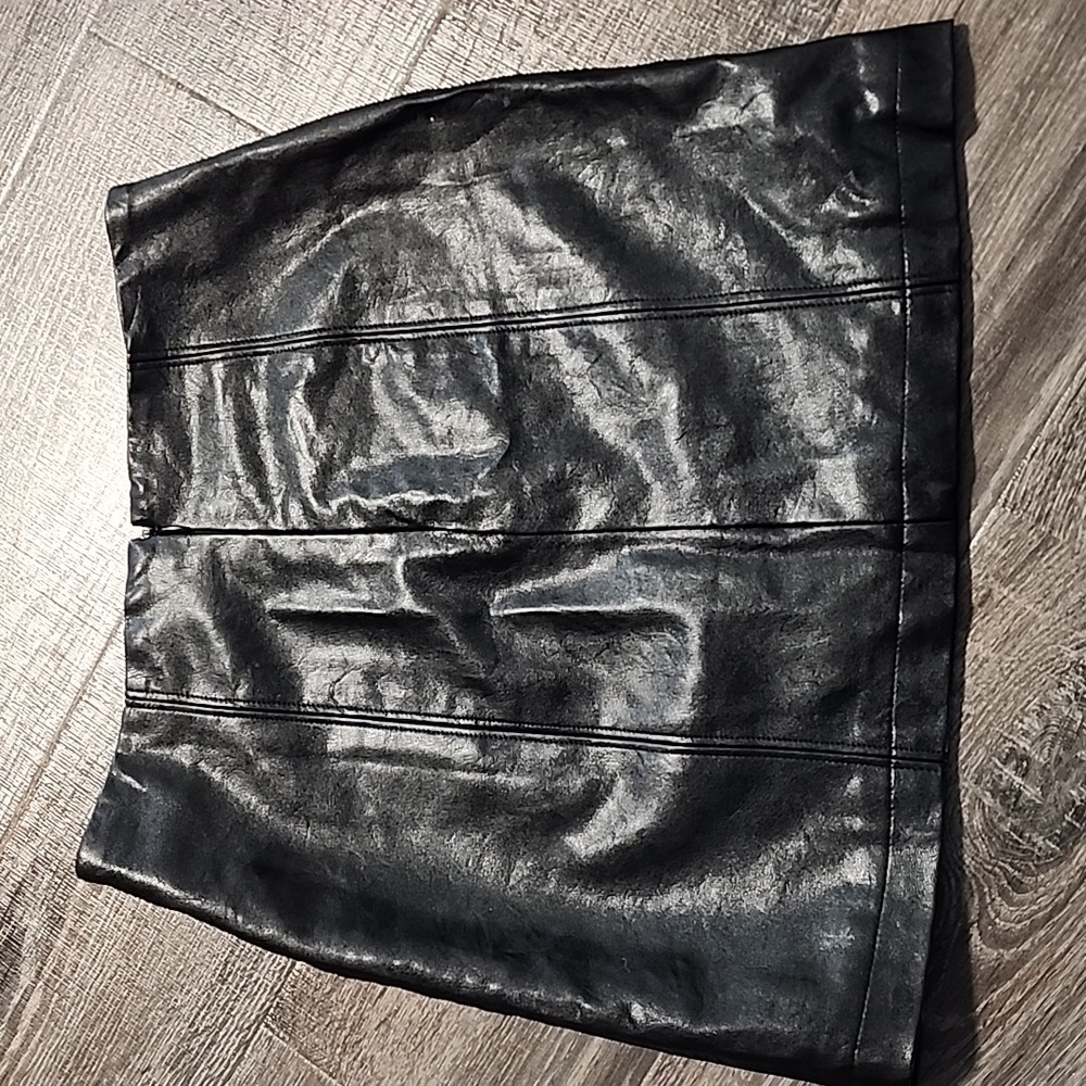 ๐ Forever 21 leather Mini Skirt ๐ - Picture 4 of 4